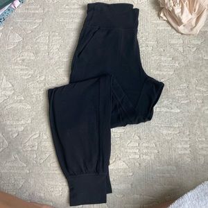 COPY - Black Lululemon joggers